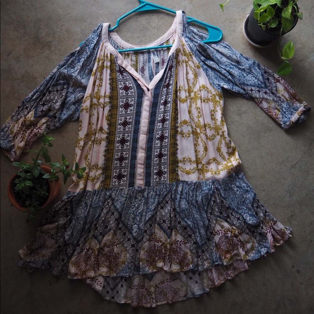 Free People cold shoulder tunic